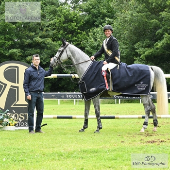 Simon Buckley takes the win in the penultimate Redpost Equestrian Senior Foxhunter Second Round at Bicton Arena Simon Buckley takes the win in the penultimate Redpost Equestrian Senior Foxhunter Second Round at Bicton Arena